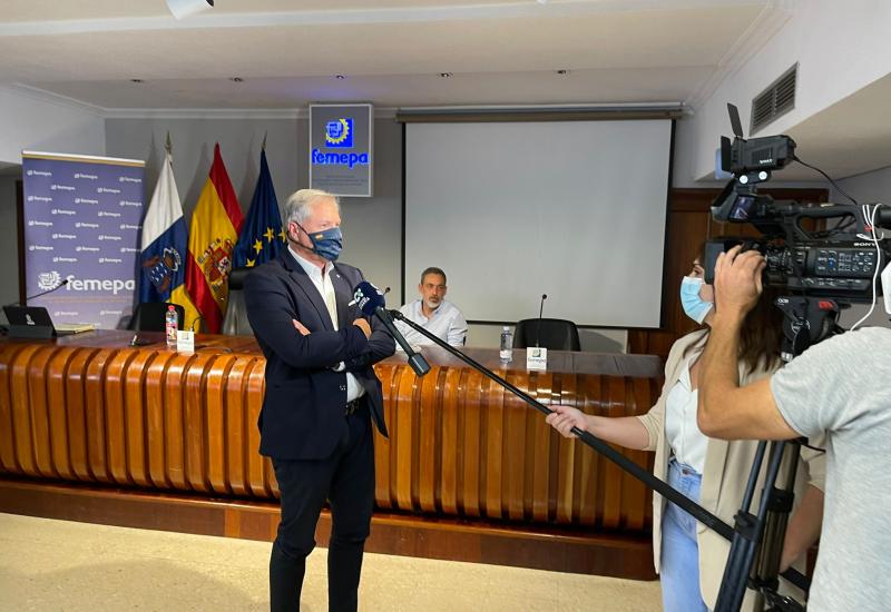 RAFAEL POMBRIEGO EN UNA ENTREVISTA PREVIA AL ACTO DE PRESENTACIÓN